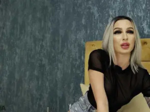 Watch uncut scene named AriannaLure Cam porn model from bongacams