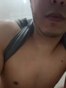 Play this HD scene titled Noa333, 29 years old, male