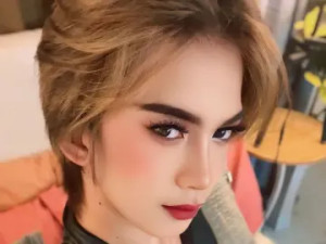 Stream the full movie named AmarraSins, 19 years old, blonde hair trans