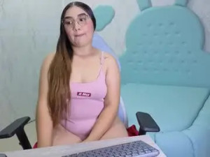 Stream complete scene named Mia_cuttee Cam porn model from chaturbate