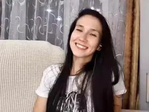 Play the uncensored clip named calistasulkowski, 18 years old, trans