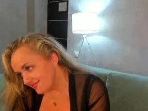 Watch HD scene titled Sky-kuper Cam porn model from camsoda