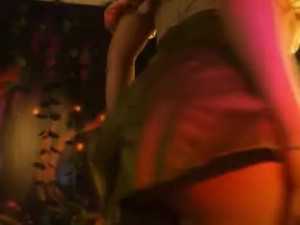 Play the HD clip called Eliz_gallen Cam porn model from chaturbate