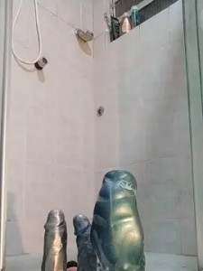 View the uncut video called alexxxk_4you, 30 years old, male