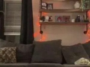Play the HD scene called Ellieelf Cam porn model from camsoda