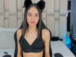 View this uncut movie called Melany_hoffman Cam porn model from chaturbate