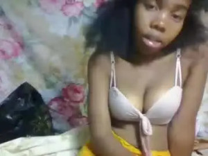 Watch this full movie called Tsaralaza Cam porn model from chaturbate