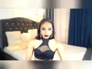 Play this uncensored video named WildWetCum, brunette hair trans