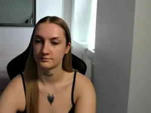 Watch the full clip titled Alexafragile Cam porn model from chaturbate
