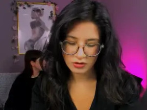 Enjoy watching this uncensored video of Lia_make_love Cam porn model from chaturbate