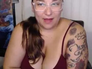 Stream this full video of Moonballoons Cam porn model from camsoda
