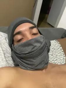 Stream this full movie called Akashi98, 27 years old, male