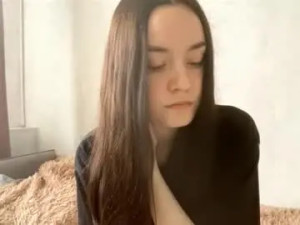 Play complete scene titled Mimipurr Cam porn model from chaturbate