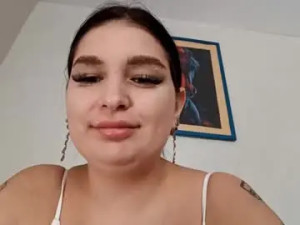 Watch uncut video titled Fideliaottino Cam porn model from chaturbate