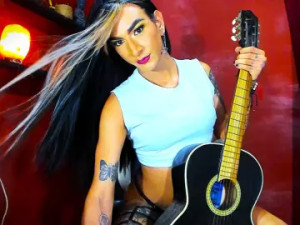 Watch the HD scene named dariell_spina, 22 years old, brunette hair male