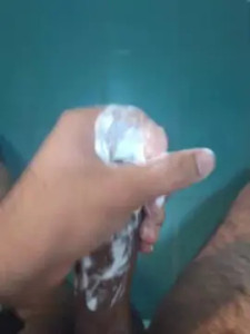 Enjoy watching this HD clip titled andrea9370, 18 years old, male