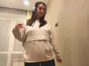 Watch this HD clip titled Simapickford Cam porn model from chaturbate