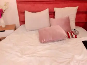 Watch the uncut movie of Hanna_jhonnes Cam porn model from chaturbate