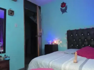 View the uncut clip of ameliasexdoll, 32 years old, trans