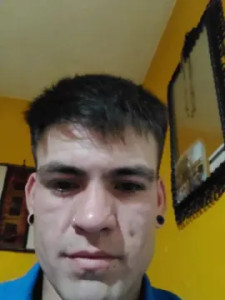 Play the hardcore clip of emiliano_benit3, 29 years old, male