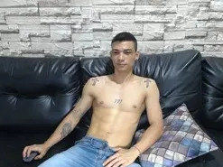 Play uncut movie named JhonnyDuck, male