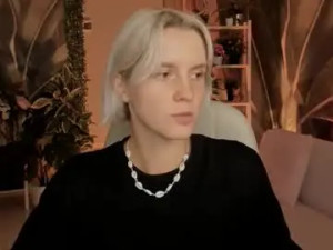 Stream the HD scene named Bethanycloud Cam porn model from chaturbate