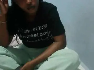 Watch full video named Lunavyxen Cam porn model from camsoda
