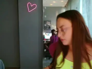 Stream full video called Darleneblair Cam porn model from chaturbate