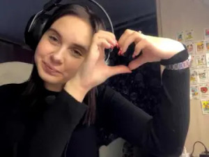 Play the complete video named CANDY-LIPS-GIRL Cam porn model from bongacams