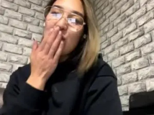 Play this hardcore scene called Annabellandmann Cam porn model from chaturbate