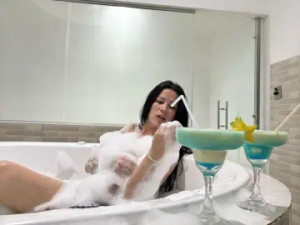 Enjoy watching complete scene called CamilaAckerman, 26 years old, brunette hair trans