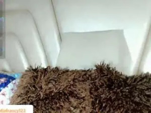 Play the uncut clip of goddess-franciis, trans