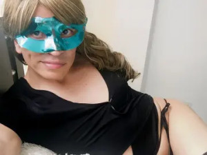 View the uncut clip titled DannyRivers, 37 years old, trans