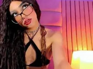 Enjoy watching full scene of DemonicMaryam, 19 years old, brunette hair trans