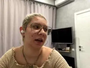 Stream the HD clip of Pandorakenely Cam porn model from camsoda
