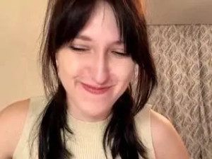 Stream this complete movie of Emeraldlaeger Cam porn model from camsoda