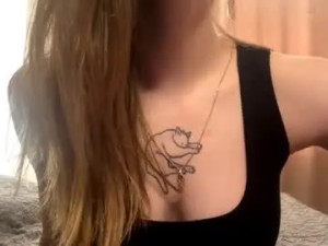 Play this hardcore scene called Rosalieindovina Cam porn model from chaturbate