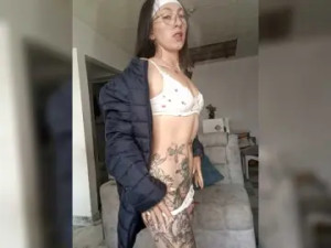 View this full video titled Melanii111 Cam porn model from bongacams
