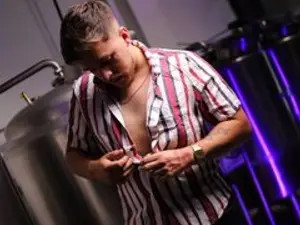 Watch this uncut video titled keanelee, 22 years old, blonde hair male