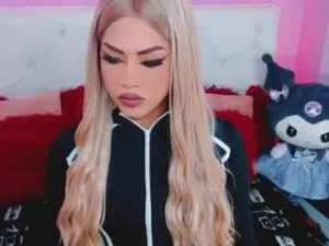 Play uncensored scene called karolsex1, trans