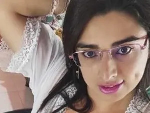 Enjoy watching the hardcore video of khalifa_gold, 36 years old, brunette hair trans