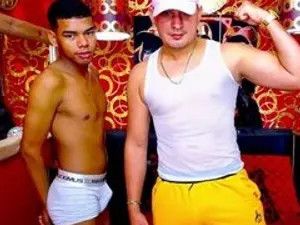 Play this hardcore video of DANUILBROWN, 18 years old, brunette hair male