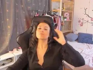 Watch this uncut video called Nicoleparshikova Cam porn model from camsoda