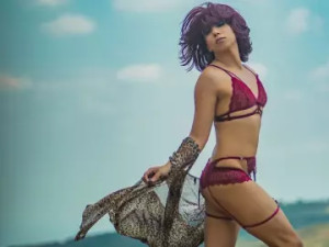 Enjoy watching full video of BarbaraMunch, 28 years old, auburn hair trans