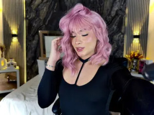 Play this uncut movie called VickyRitz, 24 years old, redhead hair trans