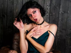 View complete video of UrsulaDavis, 22 years old, brunette hair trans