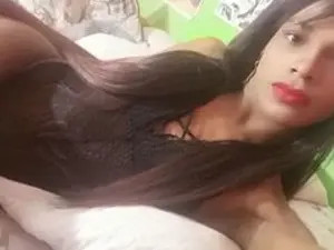 Stream this hardcore clip called angelicabragan, 20 years old, brunette hair trans