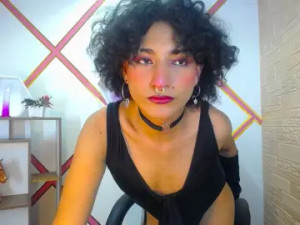 Stream this full video of SusanHawks1, 23 years old, brunette hair male