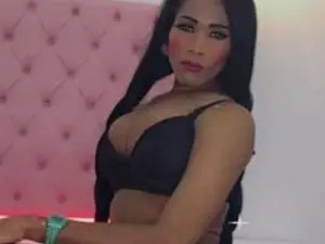 Play full movie named christialexaa, 27 years old, brunette hair trans