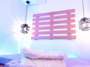 Watch complete scene called arianasantana, 18 years old, trans